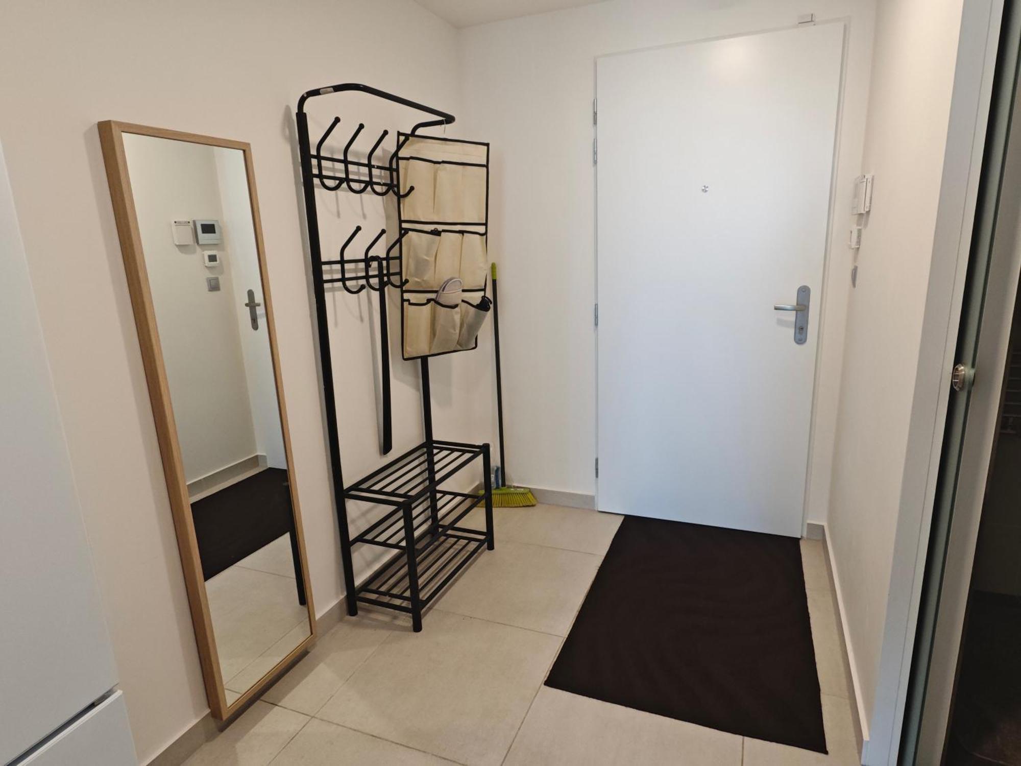 Comfort Flat With Great Location Прага Екстер'єр фото