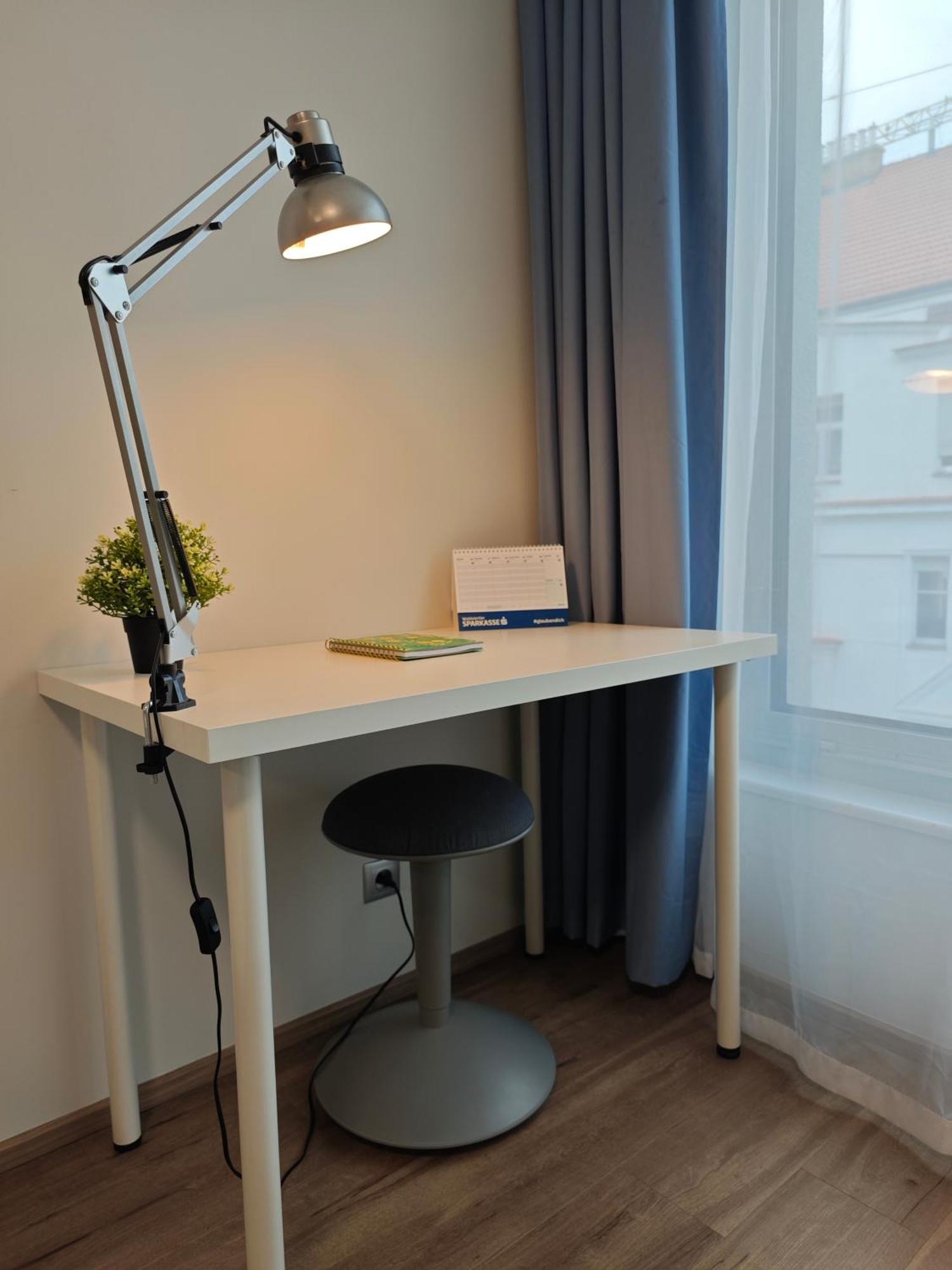 Comfort Flat With Great Location Прага Екстер'єр фото